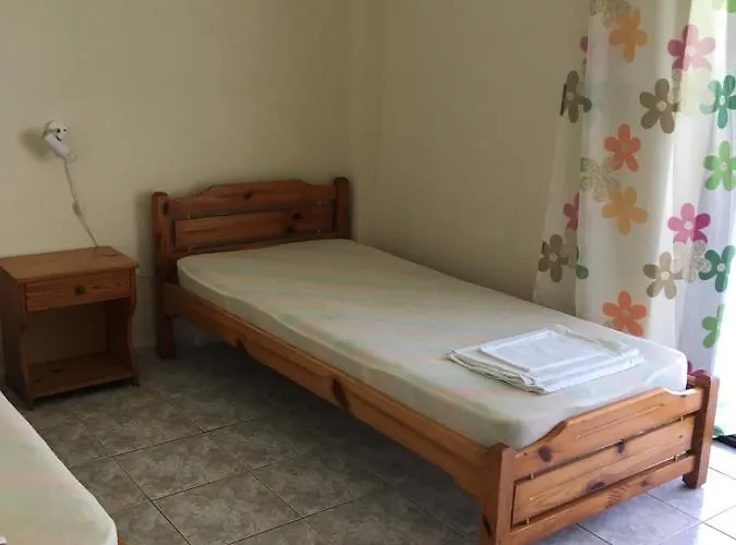 Eleni Fourka Halkidiki * Skála Foúrkas